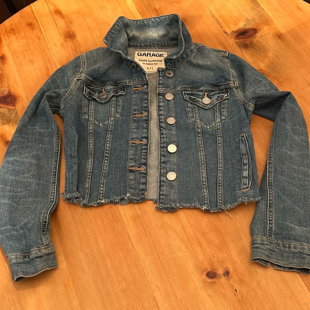 Garage Jean jacket women’s size S cropped body